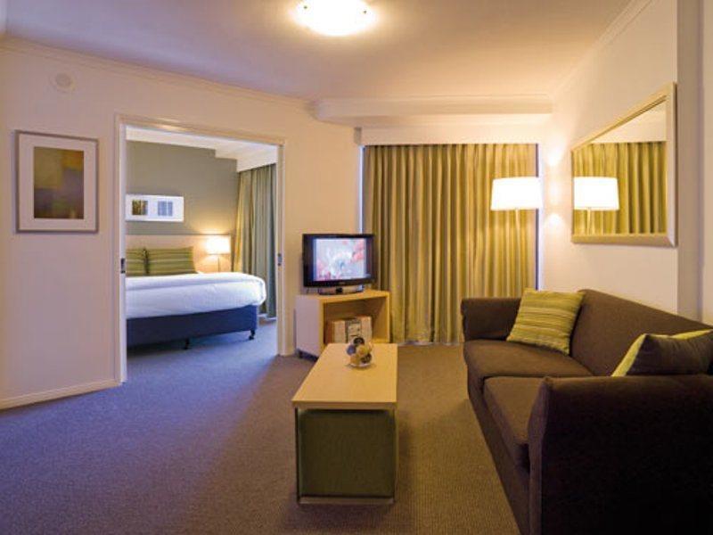 Adina Apartment Hotel Brisbane Exterior foto